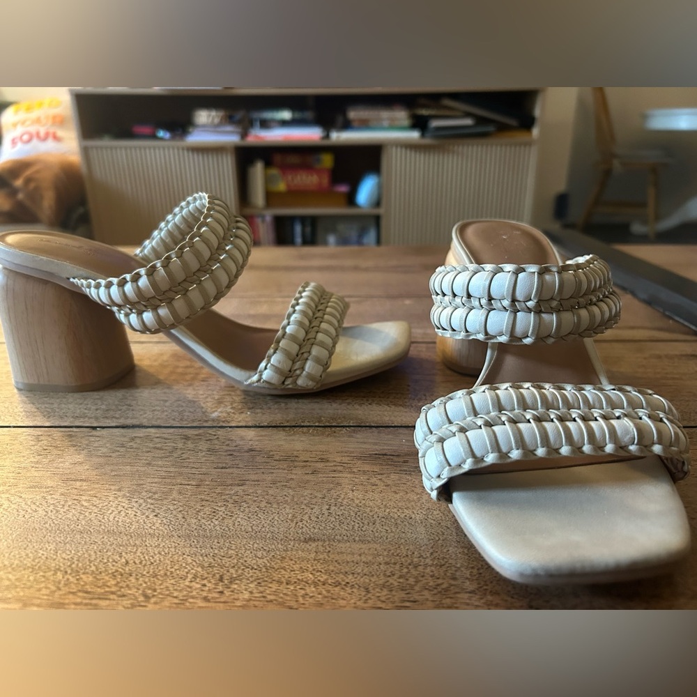 Universal Thread Cream Woven Heels